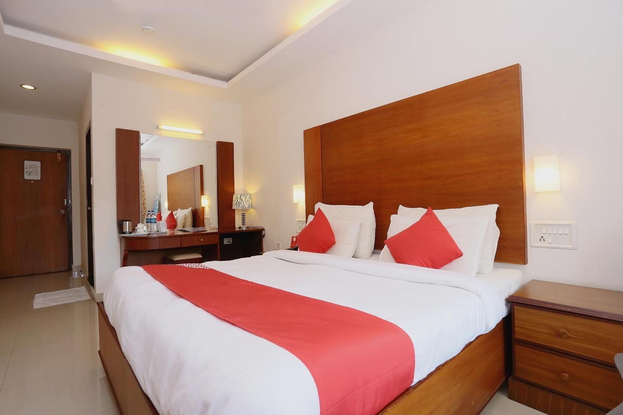 Hotel Super Townhouse Dona Castle Kollam Exterior foto