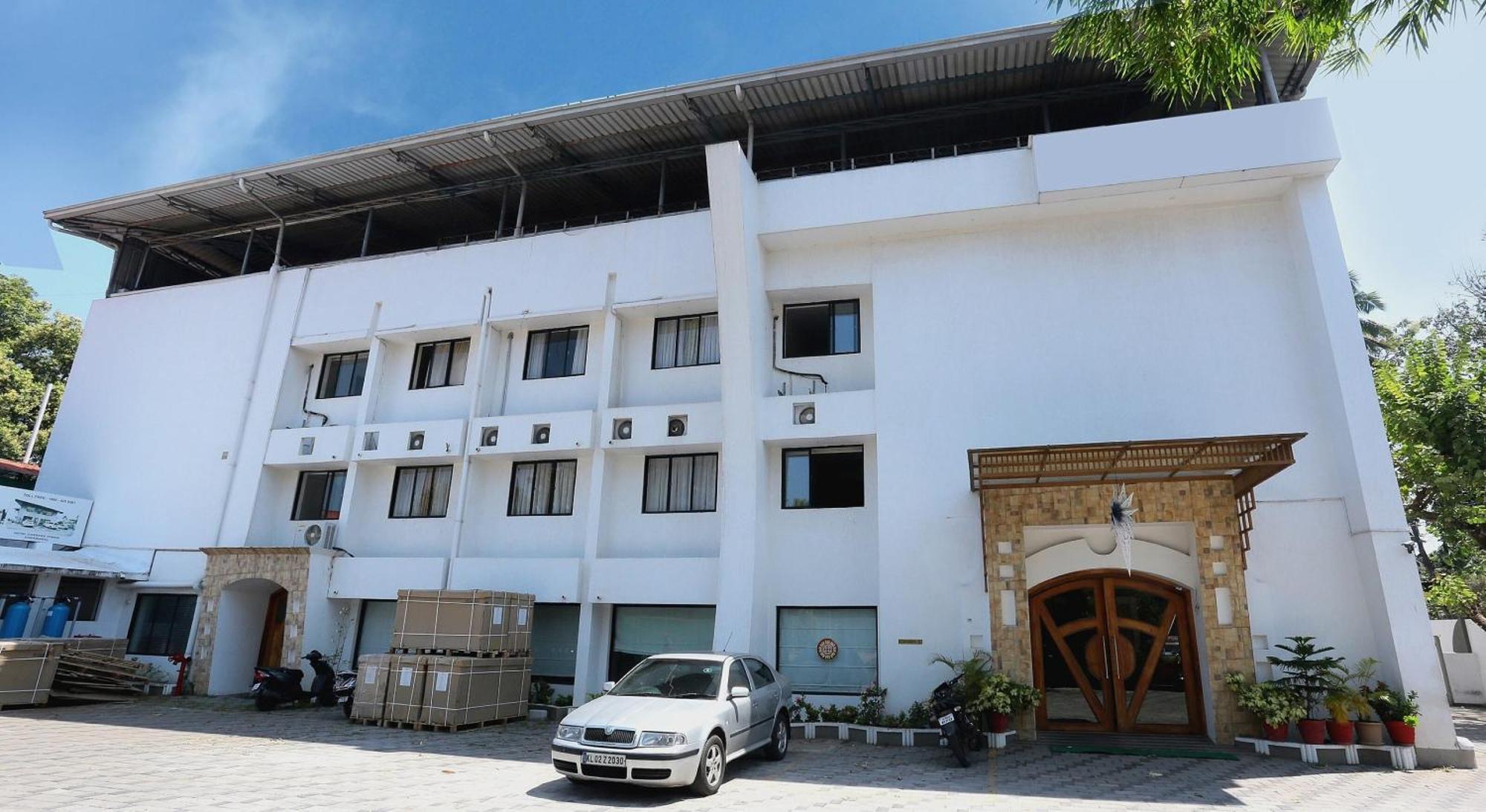 Hotel Super Townhouse Dona Castle Kollam Exterior foto