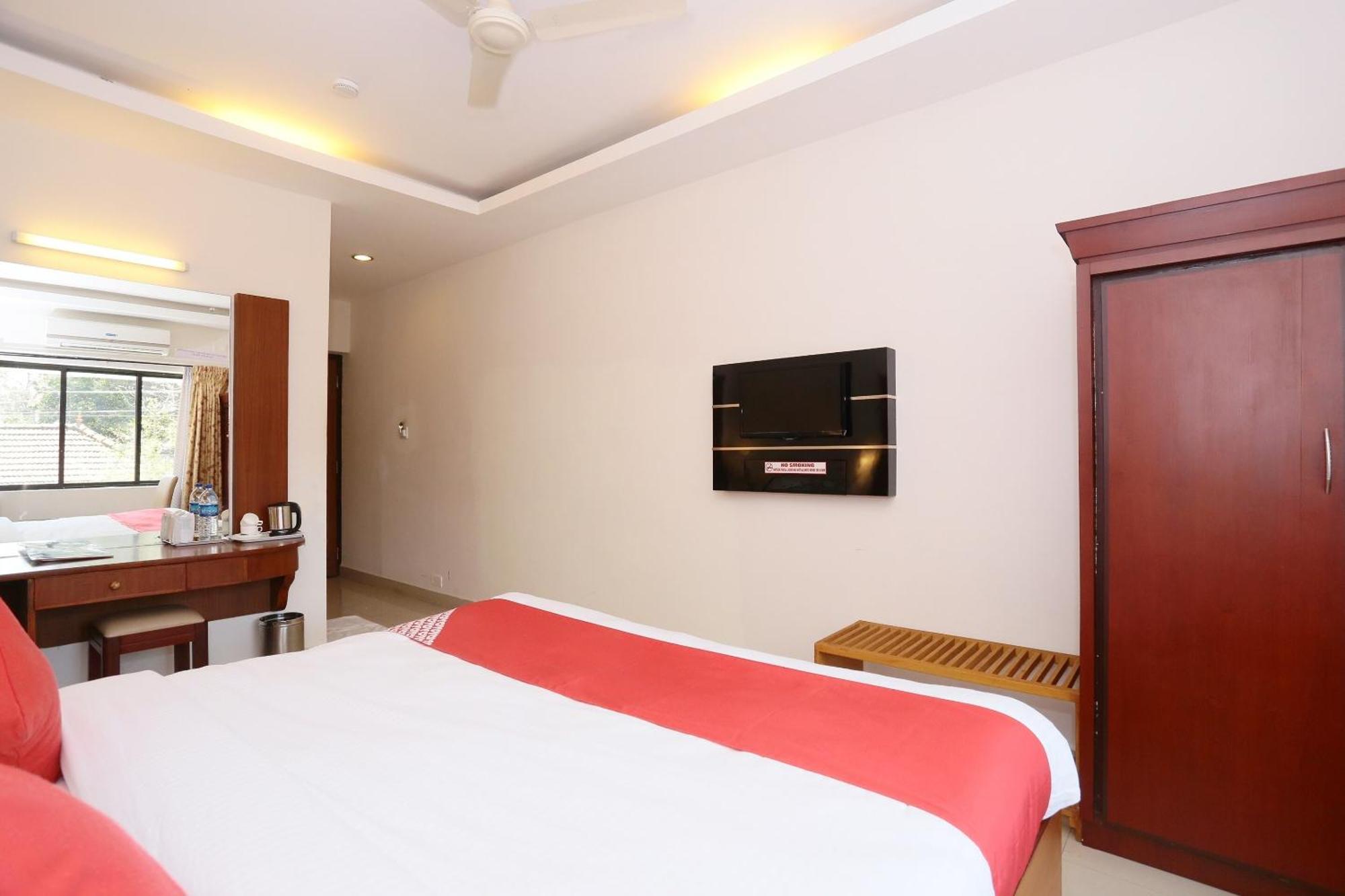 Hotel Super Townhouse Dona Castle Kollam Exterior foto
