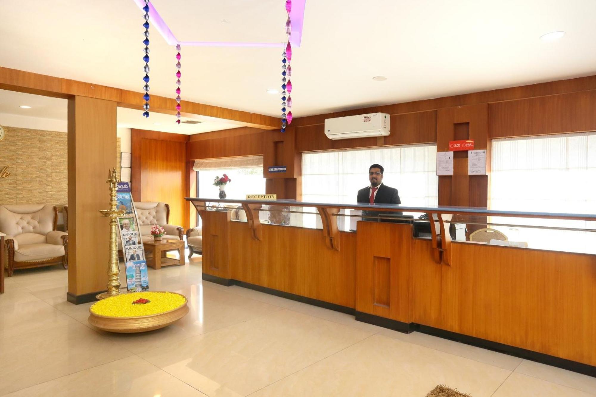 Hotel Super Townhouse Dona Castle Kollam Exterior foto